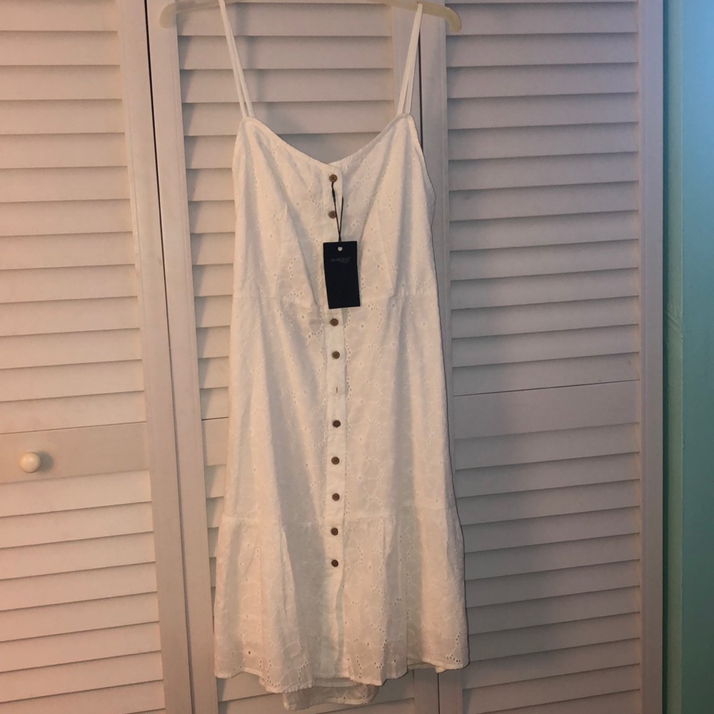 Lace white dress open back by marquis